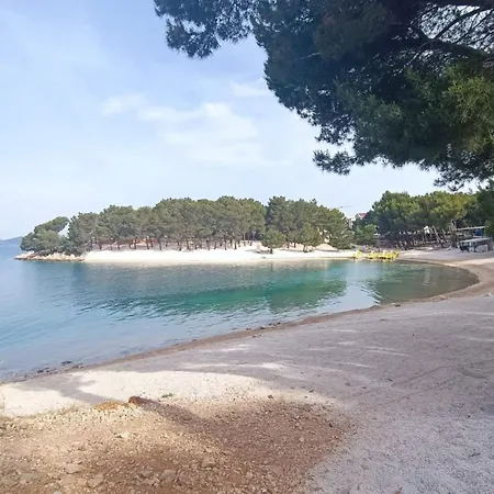 Dalmatia - One Bedroom With Balcony And Sea View 4 Апартаменты